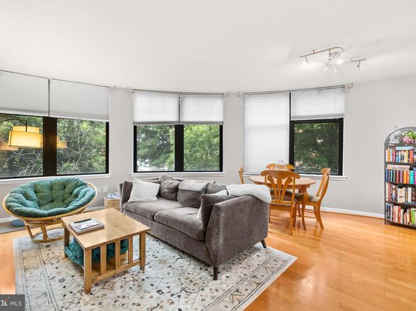 1021 N Garfield Street 238, Arlington VA 22201