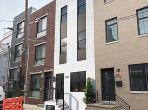 1319 S Hollywood Street, Philadelphia PA 19146