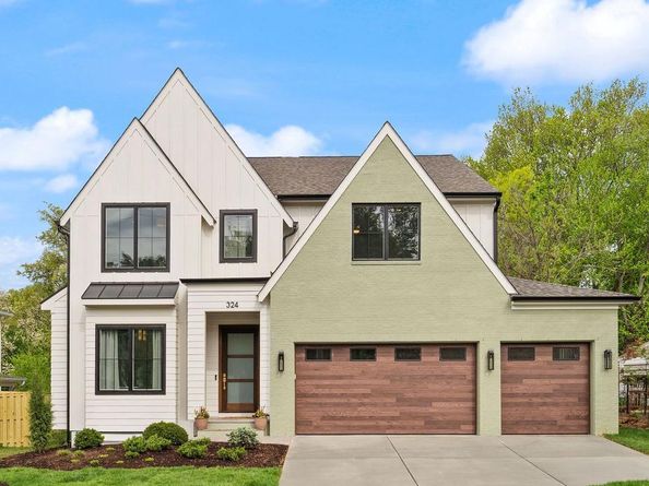 9921 Woodrow Street, Vienna VA 22181