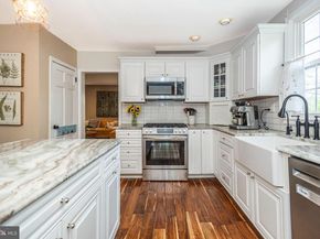 71 Oak Drive, Doylestown PA 18901