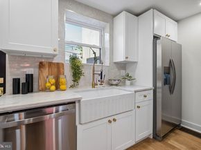 924 Cantrell Street, Philadelphia PA 19148