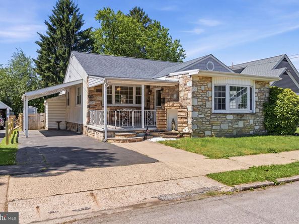 712 Benson Street, Philadelphia PA 19111