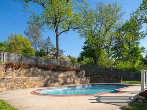 465 E State Street, Doylestown PA 18901