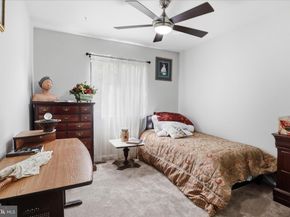 211 Keyes Court, Sterling VA 20164
