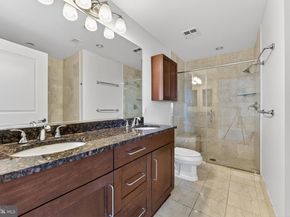 8220 Crestwood Heights 1517, Tysons VA 22102