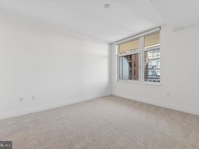 8220 Crestwood Heights 1517, Tysons VA 22102