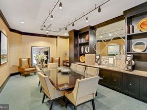 8220 Crestwood Heights 1517, Tysons VA 22102
