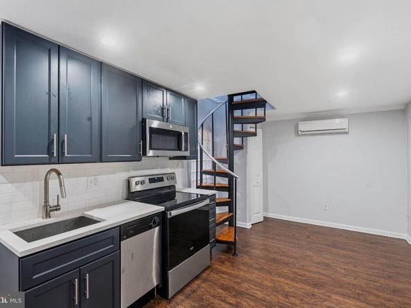 335 S 12TH Street 1B, Philadelphia PA 19107