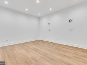 1002 Avery Court SW, Vienna VA 22180