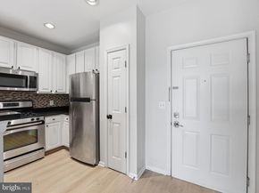 2301 25TH Street S 4301, Arlington VA 22206