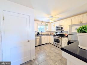 408 Dalmas Avenue, Glenolden PA 19036