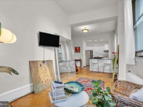 250 S 13TH Street 1D, Philadelphia PA 19107