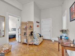 250 S 13TH Street 1D, Philadelphia PA 19107