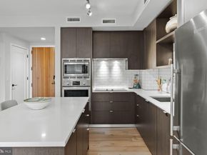 1300 4TH Street SE 806, Washington DC 20003