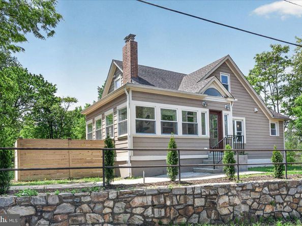 4448 W Braddock Road, Alexandria VA 22304