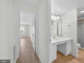 8360 Greensboro Drive 926, Mclean VA 22102