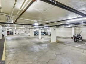 8360 Greensboro Drive 926, Mclean VA 22102
