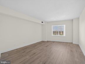 8360 Greensboro Drive 926, Mclean VA 22102