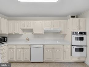 8360 Greensboro Drive 926, Mclean VA 22102