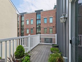 811 S 20TH Street B, Philadelphia PA 19146