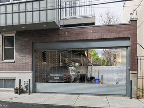 811 S 20TH Street B, Philadelphia PA 19146