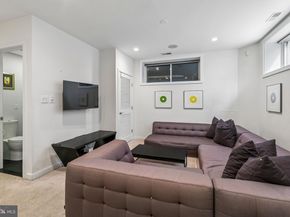 811 S 20TH Street B, Philadelphia PA 19146