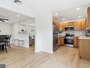 7 Wildflower Road, Levittown PA 19057