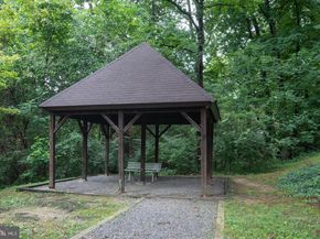 3712 Valley Drive, Alexandria VA 22302