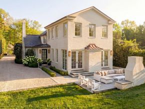 1704 Russell Road, Alexandria VA 22301