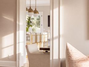 1704 Russell Road, Alexandria VA 22301