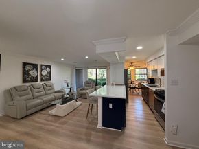 11252 Chestnut Grove Square 26, Reston VA 20190