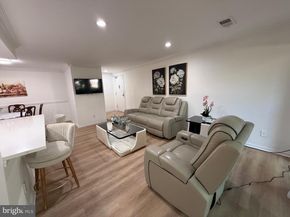 11252 Chestnut Grove Square 26, Reston VA 20190