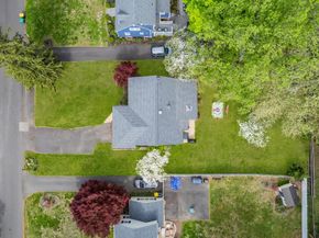 16 Glenolden Road, Yardley PA 19067