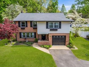 16 Glenolden Road, Yardley PA 19067
