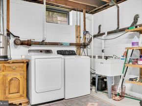 16 Glenolden Road, Yardley PA 19067