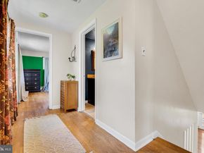 16 Glenolden Road, Yardley PA 19067