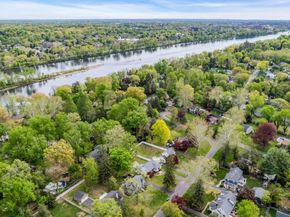 16 Glenolden Road, Yardley PA 19067