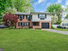 16 Glenolden Road, Yardley PA 19067
