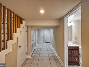 521 Foxhall Place SE, Washington DC 20032