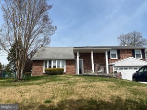 212 S Marmic Drive, Southampton PA 18966