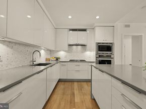 45 Sutton Square SW 906, Washington DC 20024