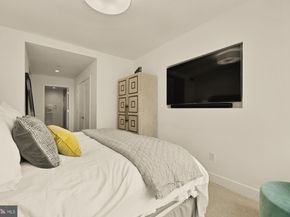 45 Sutton Square SW 906, Washington DC 20024
