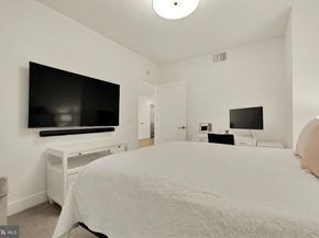 45 Sutton Square SW 906, Washington DC 20024