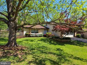 20 Running Brook Lane, Sterling VA 20164
