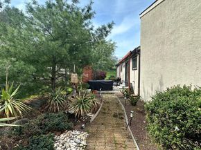 93 Meer Drive, Feasterville Trevose PA 19053
