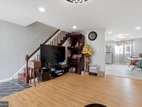 6323 Algon Avenue, Philadelphia PA 19111