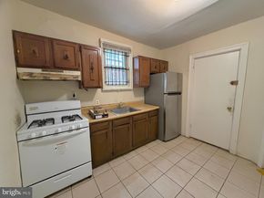 3203 Pearl Street, Philadelphia PA 19104