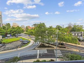 4242 East West Highway 414, Chevy Chase MD 20815