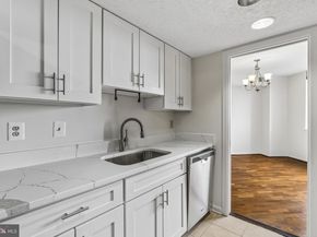 5505 Seminary Road 2015N, Falls Church VA 22041