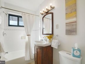 1300 S Arlington Ridge Road 718, Arlington VA 22202